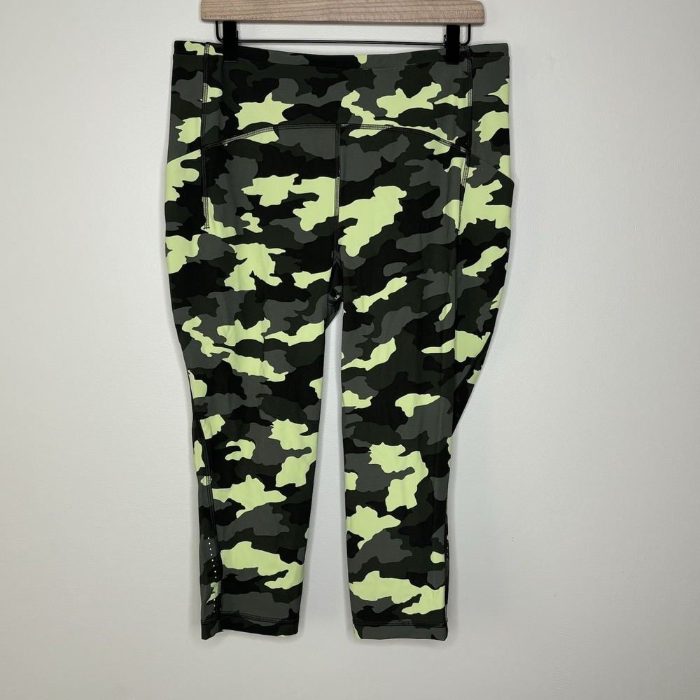 Lululemon Swift Speed High-Rise Crop Leggings Tight 14‎ Camo Green Athleisure
